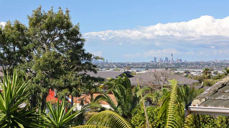 13 Taitua Drive Te Atatu South_7