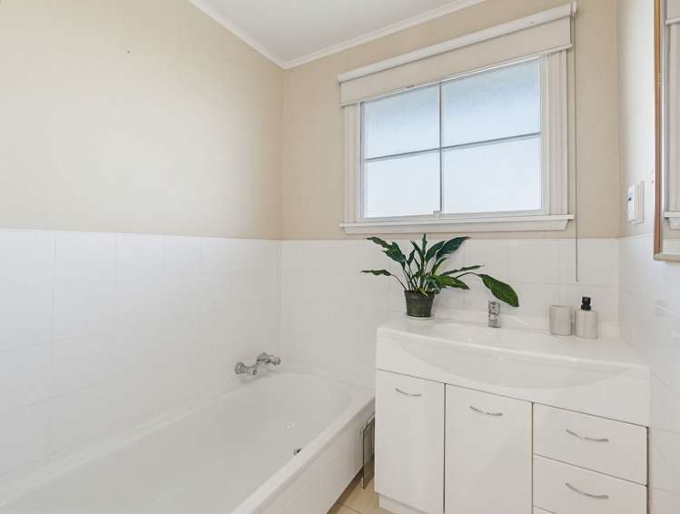 3 Glassey Drive Allenton_18