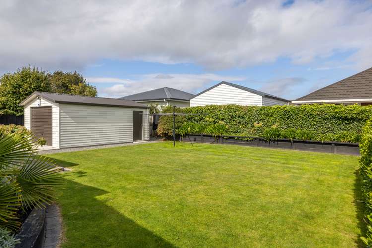 2b Vivian Street Burwood_19