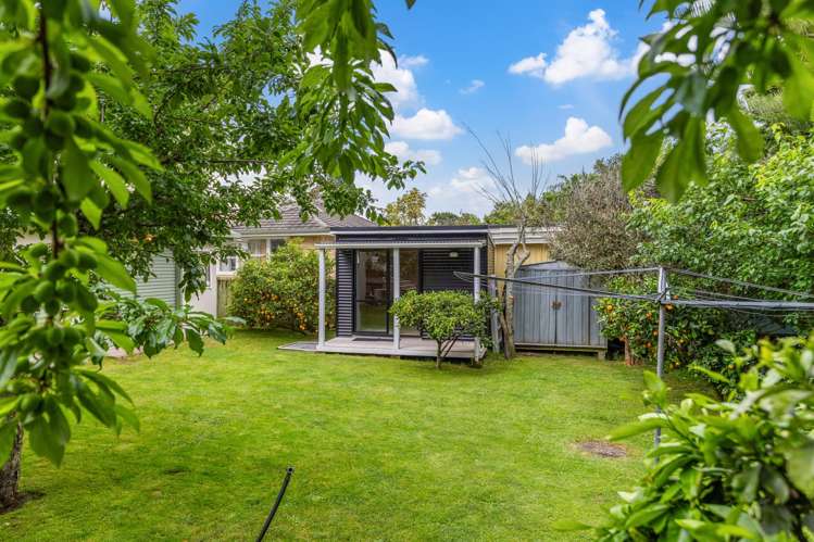 9 Kelvin Place Hamilton East_19