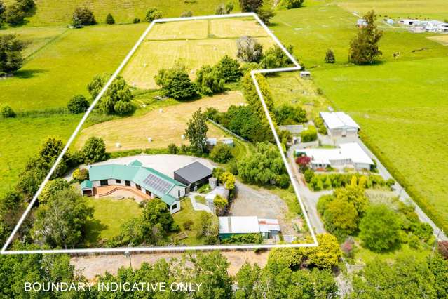 Beautiful farmlet in such a popular area