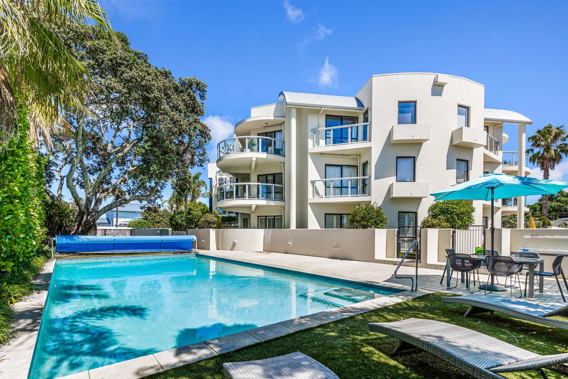 2B/4-6 Collins Street Takapuna_0