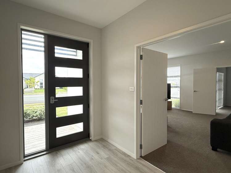 21 Matepu Crescent Pyes Pa_9