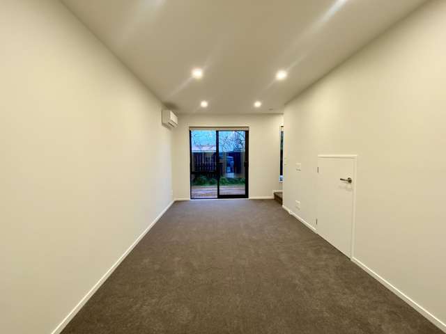 8/47 Beach Road Te Atatu Peninsula_3