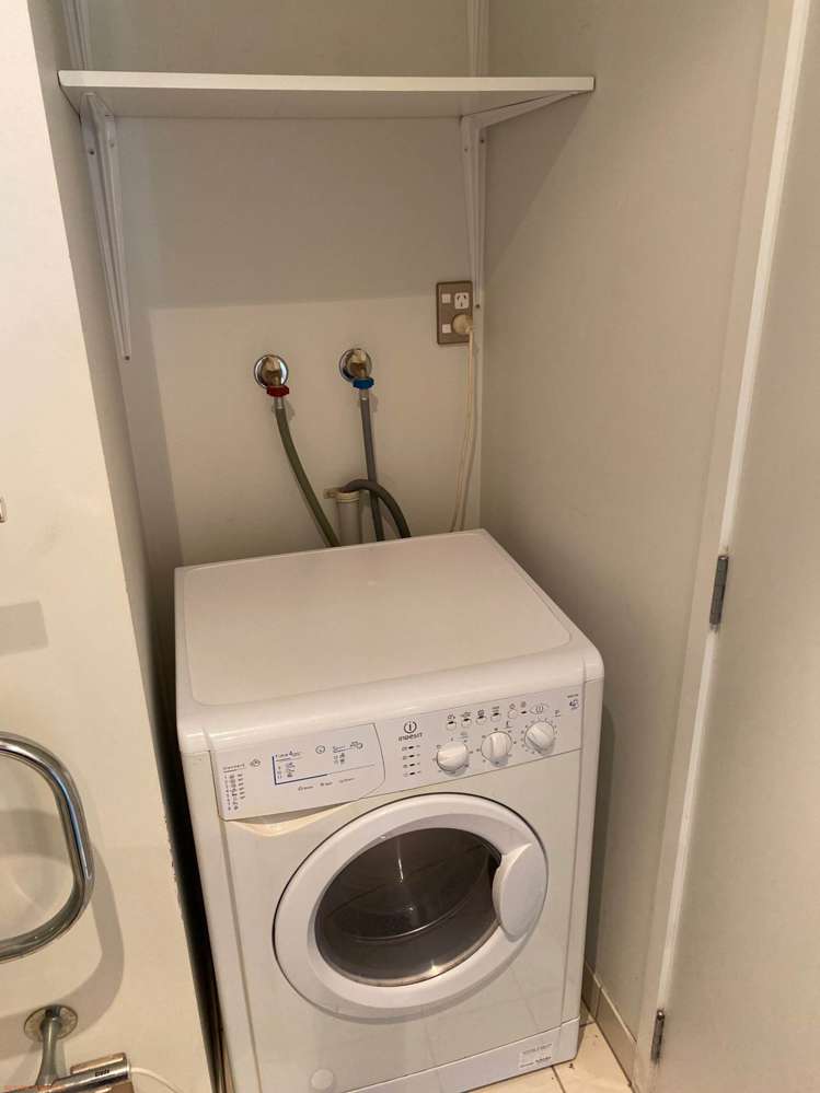 25f/16 Gore Street Auckland Central_5