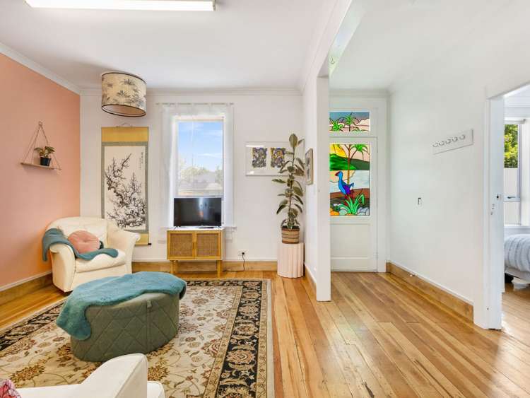 905 Willowpark Road North_4