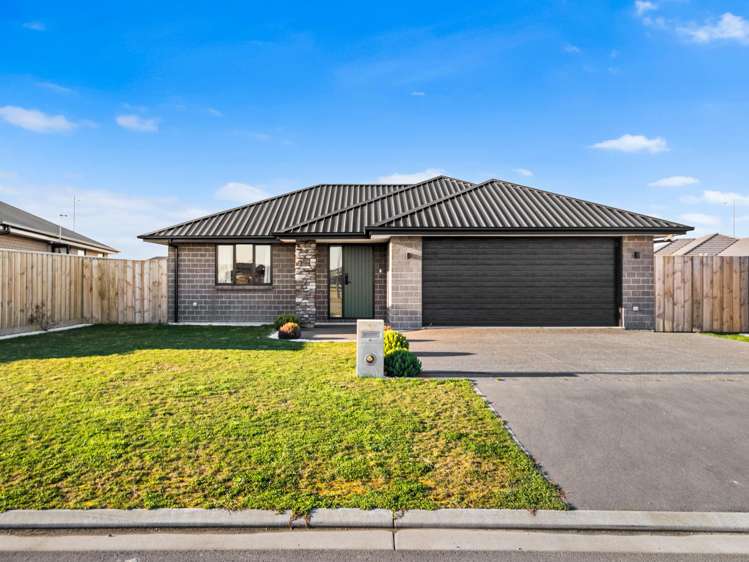 33 Jean Batten Lane_0
