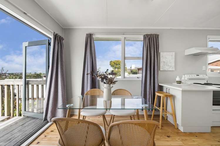 897 East Coast Road Northcross_15