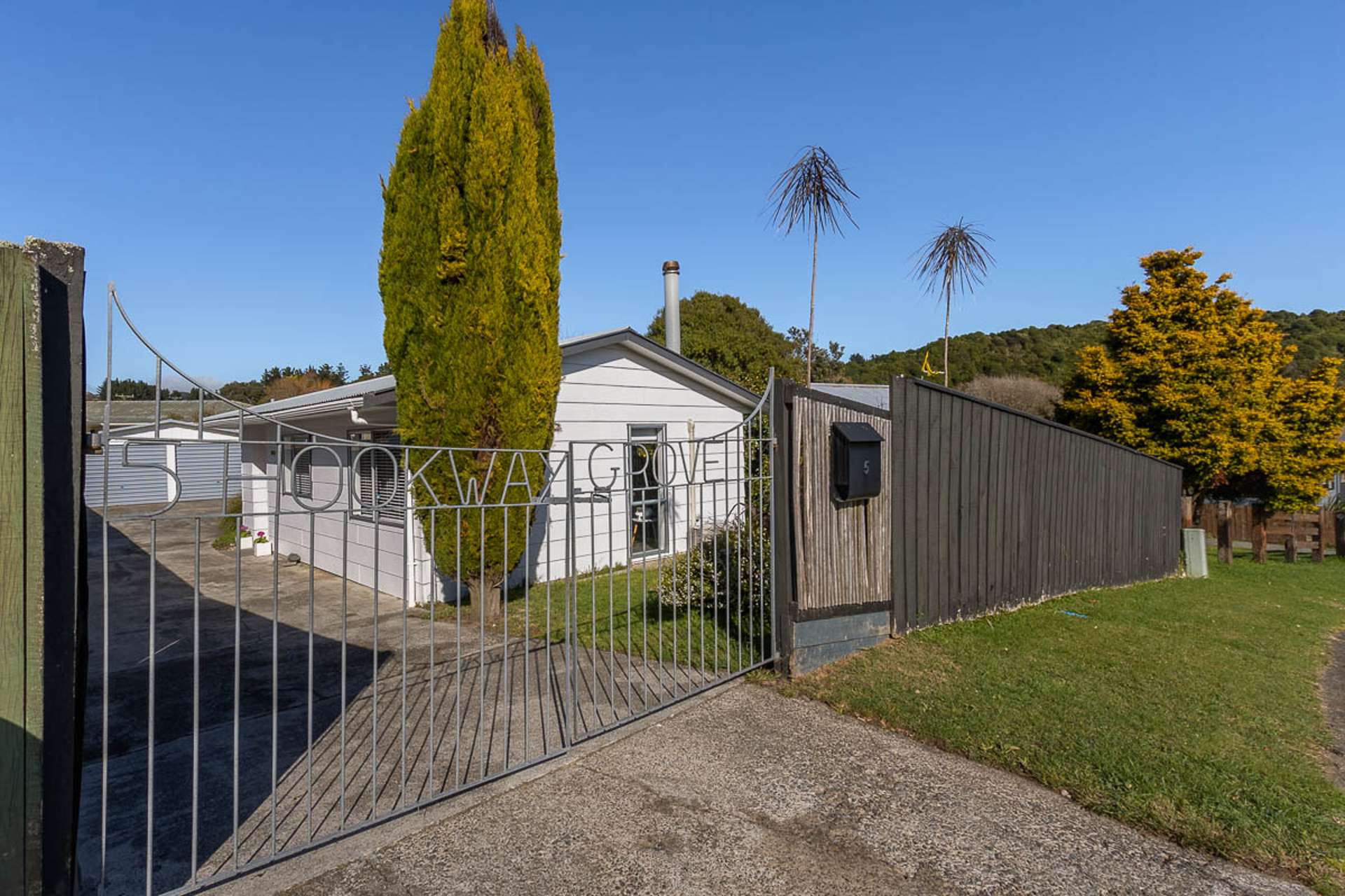 5 Hookway Grove Paraparaumu_0