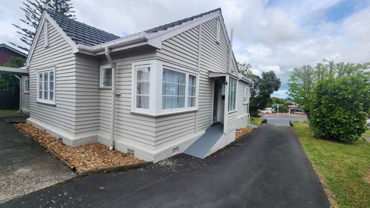 2/14 Great South Road Manurewa_0