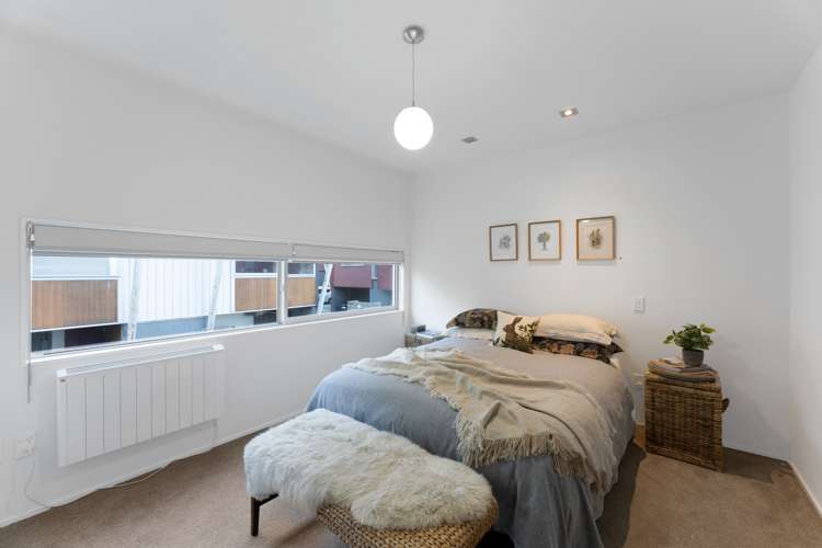 23/2 Onslow Road Khandallah_12