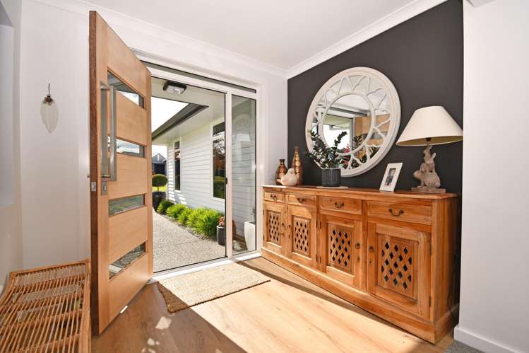 19 Montgomery Crescent_0