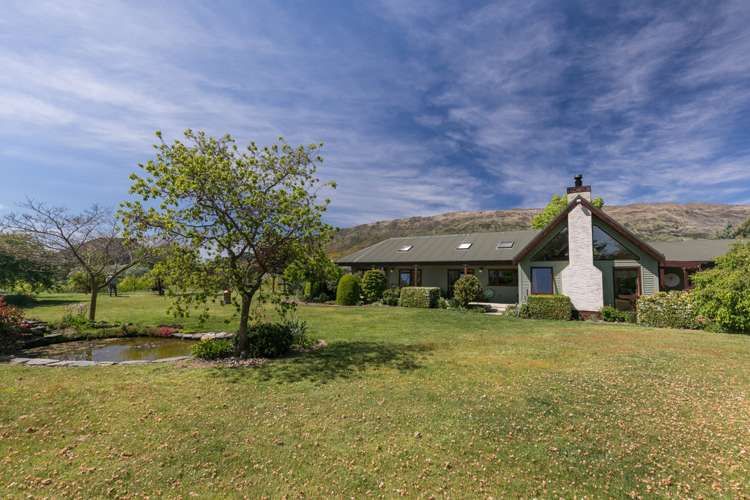 431 Riverbank Road Wanaka_18