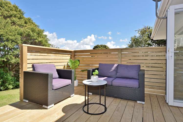 2/40a Blakeborough Drive Forrest Hill_7