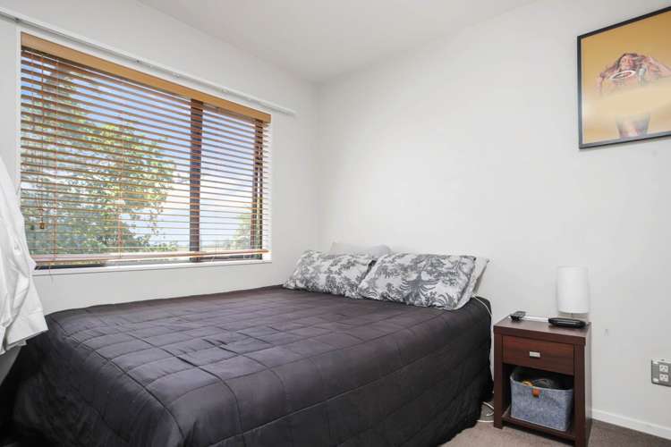 103b Roberts Road Te Atatu South_15