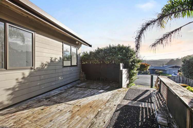 13 Valerie Crescent Okura_7