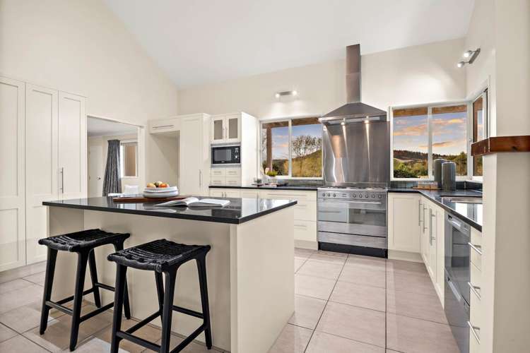 832 Old North Road Waimauku_12