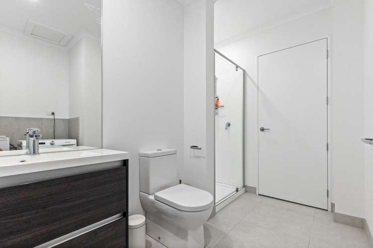 2/71 Hobsonville Point Road Hobsonville_9