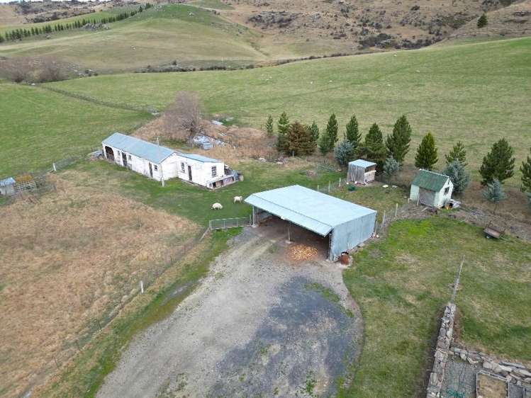 506 Pukerangi Road Middlemarch_14