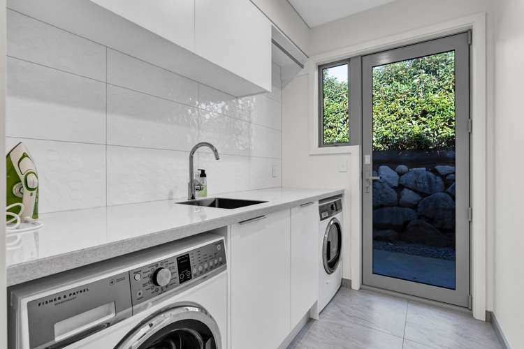 24 Kotare Drive Waiwhakaiho_18