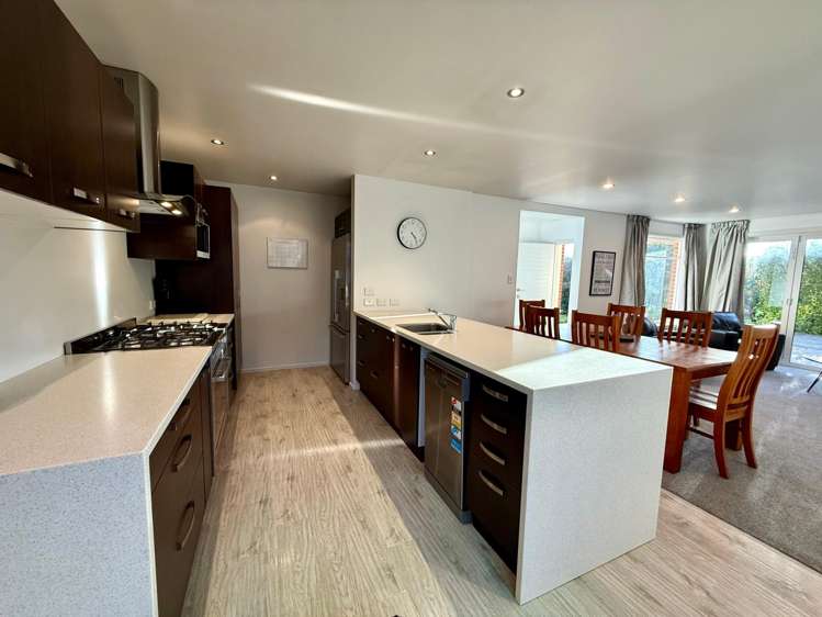  72 Stanbury Avenue Somerfield_8