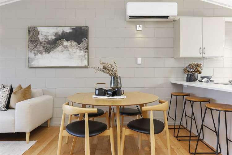 1/23a Gladstone Road Northcote_7