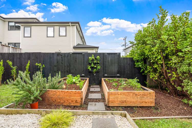 1 Crompton Place Orewa_16