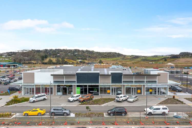 Main Street Retail and Food and Beverage Mangawhai_9