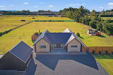 944b Weedons Ross Road_1