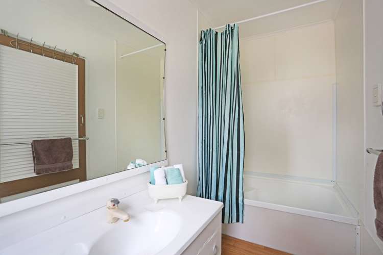 11 Henry Curd Terrace Pukekohe_24