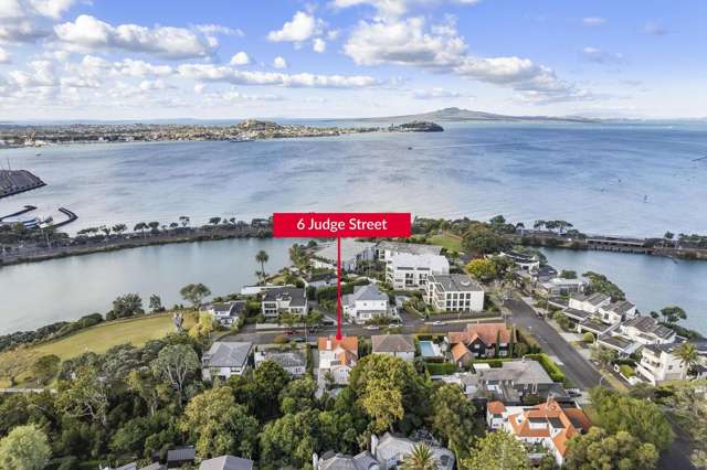 A MUCH-ADMIRED GEORGIAN HOME IN TOP LOCATION