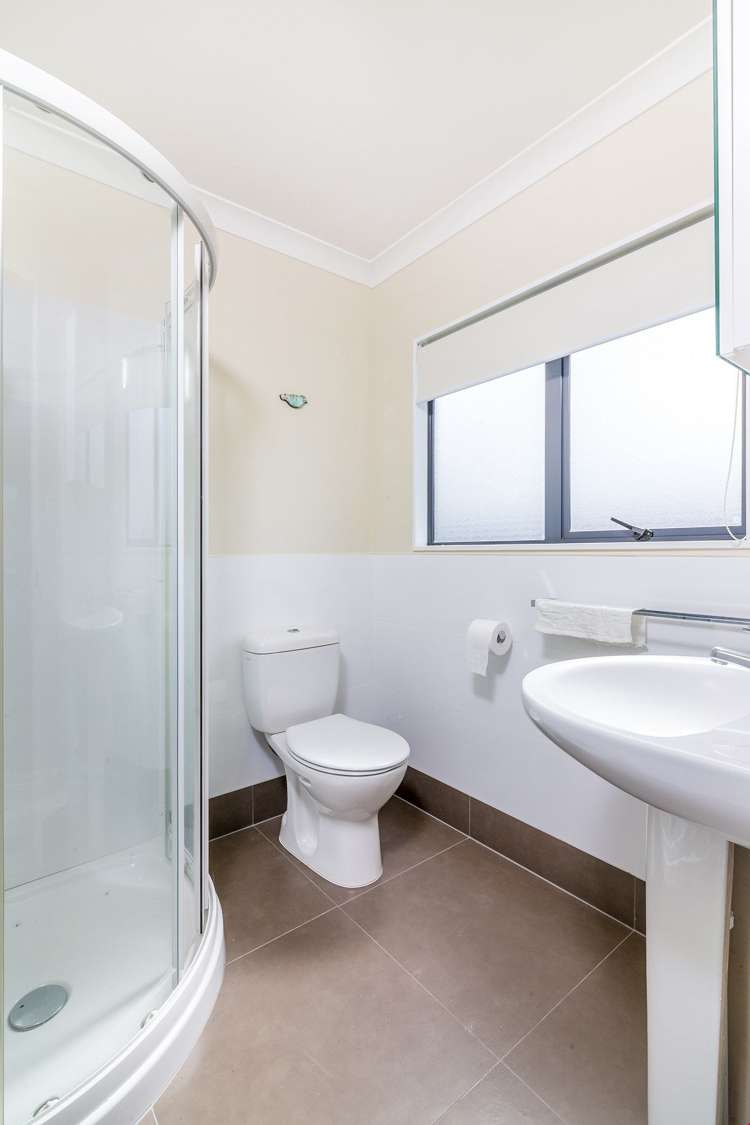 6 Roberta Crescent Orewa_7