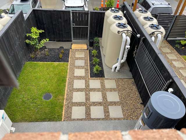 Modern 3 Bedroom 2.5 Bath Townhouse in Hobsonville