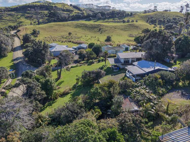 6569 Pouto Road Pouto_29