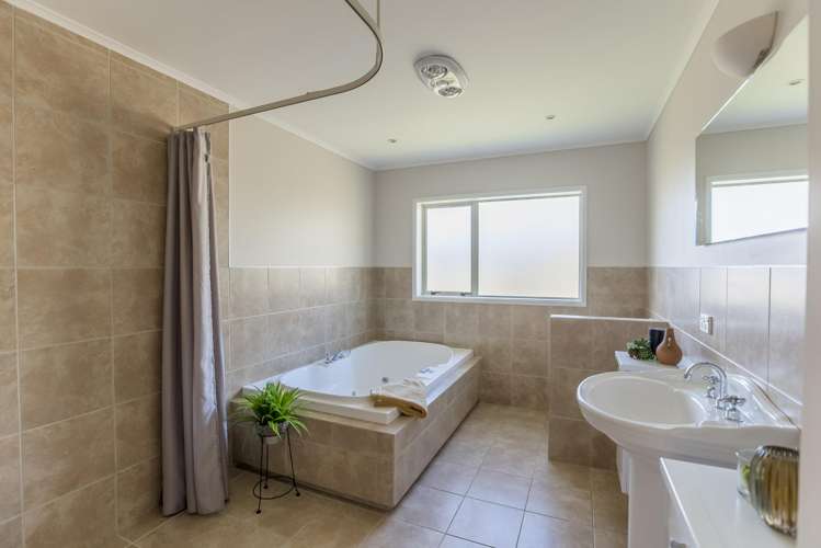 9 Santa Teresa Court Paraparaumu Beach_21