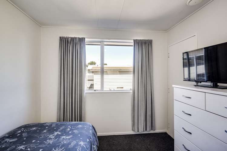 8 Spriggs Crescent Greenmeadows_15