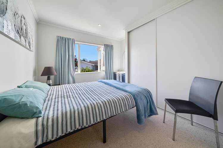 495 East Coast Road Murrays Bay_15