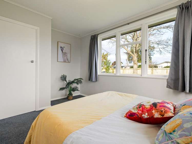 2 Yeats Crescent Fairfield_20