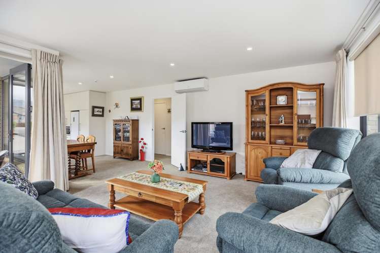 8 Black Rock Way_4