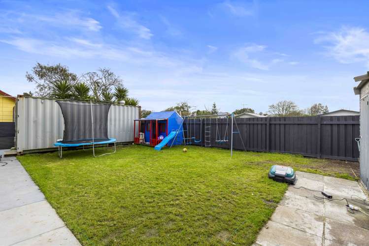44 Karen Crescent Dinsdale_10