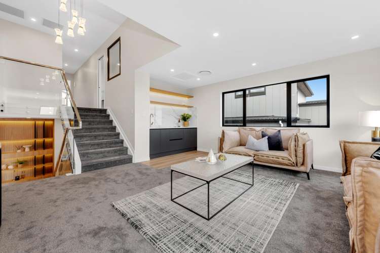 10 Mill Hill Close Flat Bush_13