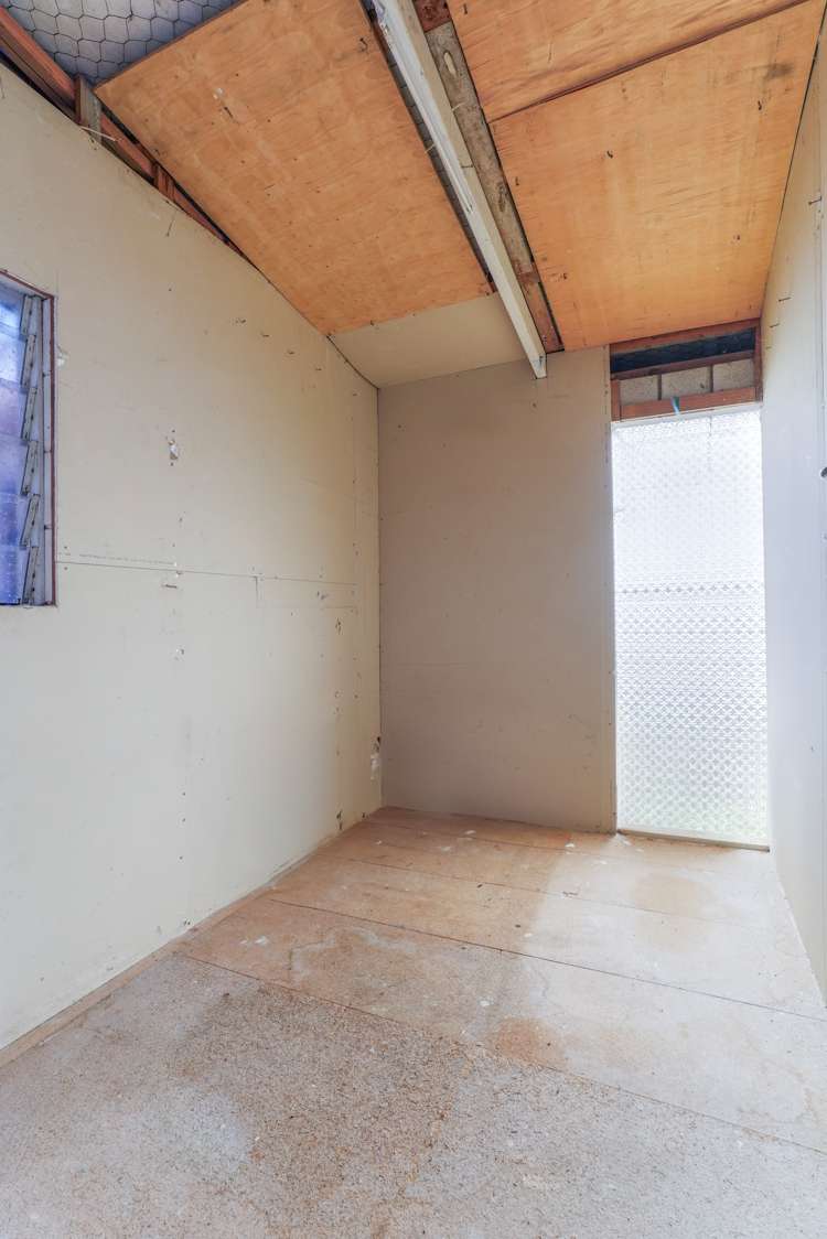 10 Sealand Place Mangere Bridge_12