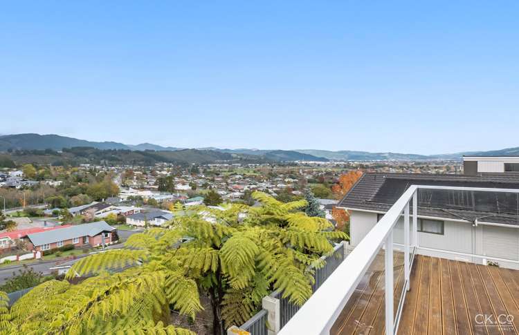 12 Alleyne Court Brown Owl_15