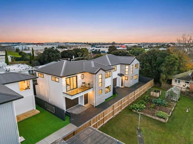 46a & 46b Woodford Avenue Henderson_1