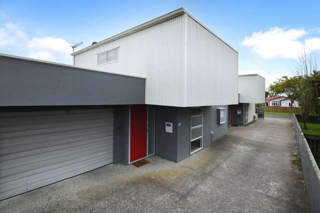 Live In, Let Out or Lock & Leave