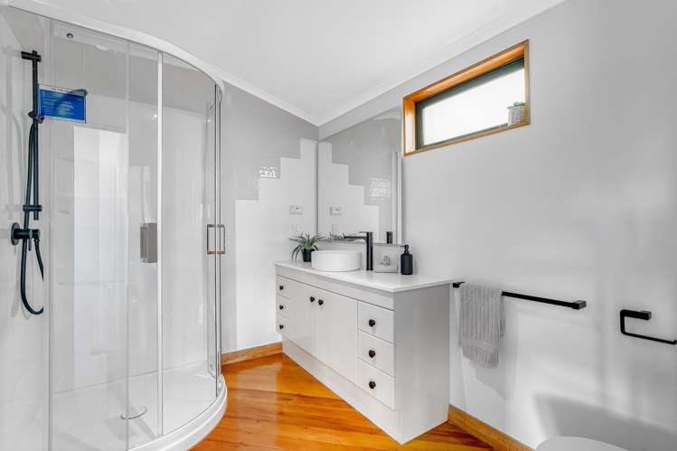 107 Cockayne Road Khandallah_17