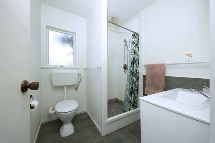 10 Hilling Street Titirangi_18