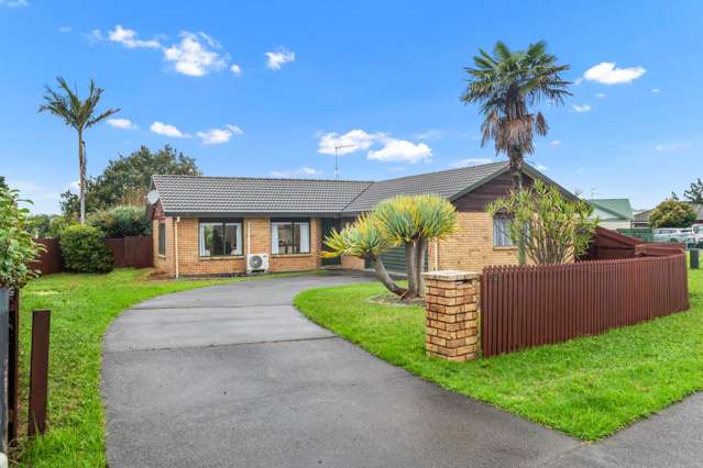 Brick and tile...Single level...Full site!