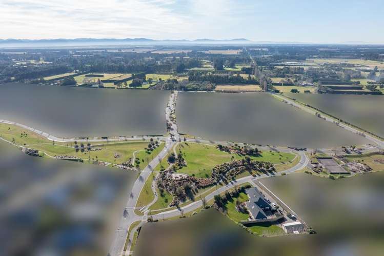 Section of 19 Kirrin Lane West Melton_11