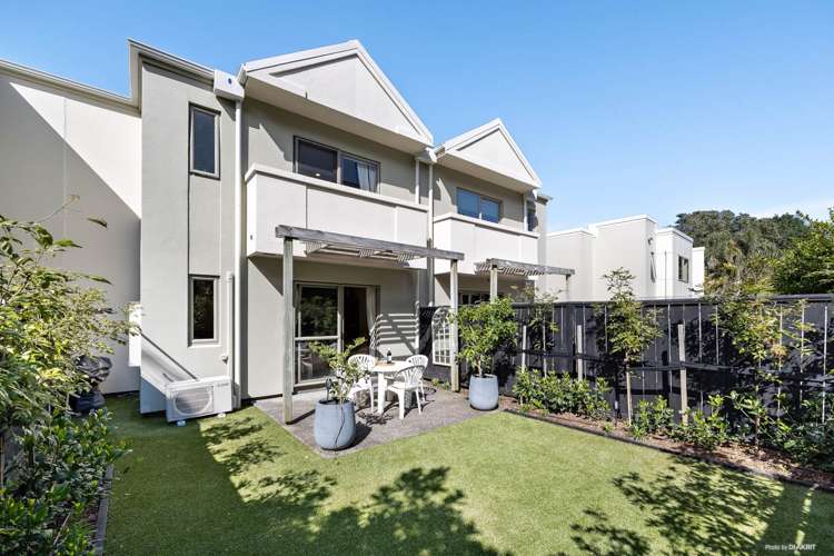 26/21 Hunters Park Drive Three Kings_5